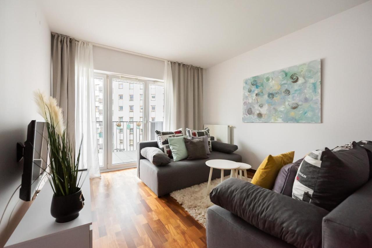 ורשה Wola Sunset Apartment Free Parking מראה חיצוני תמונה