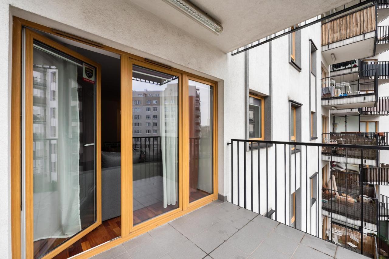 ורשה Wola Sunset Apartment Free Parking מראה חיצוני תמונה