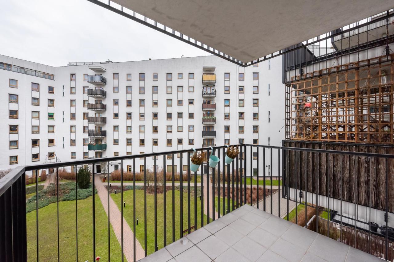 ורשה Wola Sunset Apartment Free Parking מראה חיצוני תמונה
